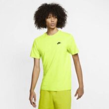 Camiseta Nike Sportswear Club Masculina