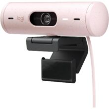 Webcam Full HD Logitech Brio 500 com Microfones Duplos com Redução de Ruídos, Proteção de Privacidade, Correção de Luz e Enquadramento Automático – Rosa